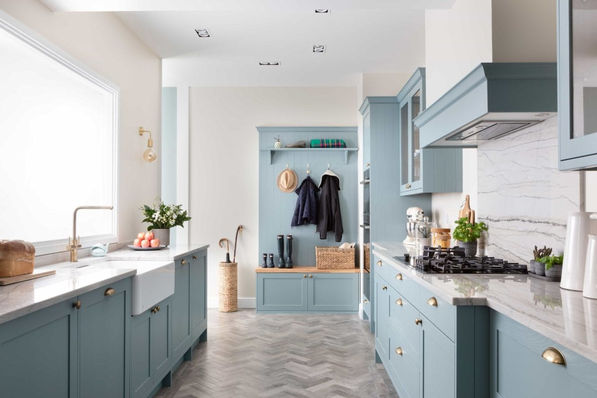 traditional kitchen 2
